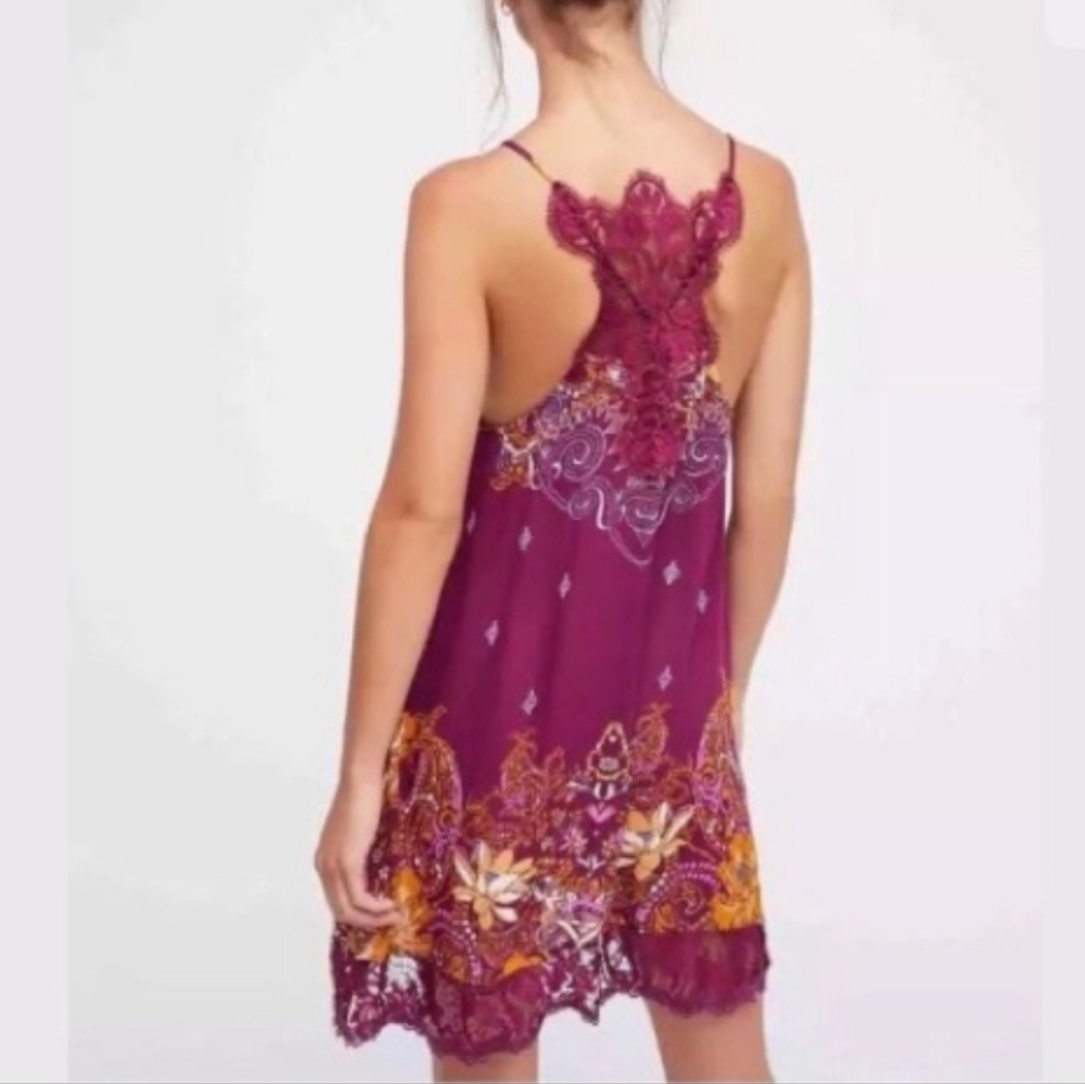 Free People Who's Sorry Now Printed Mini Slip Dress Sleeveless Lace Wine Sm NWT - Picture 4 of 15